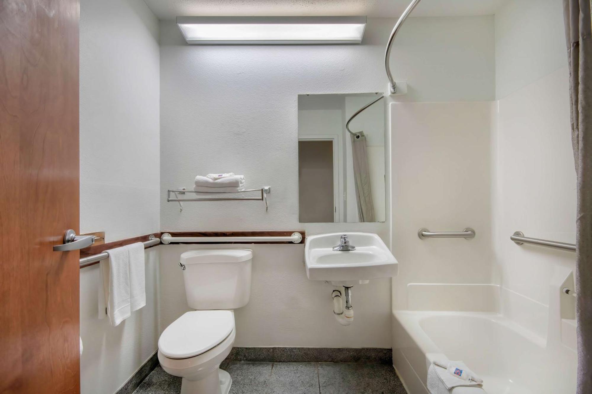 Motel 6 Walton, Ky - Richwood - Cincinnati Airport South Bagian luar foto
